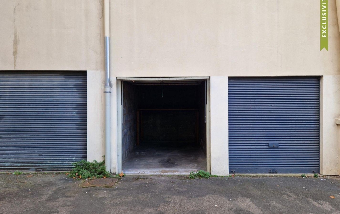 Annonces SAINTPRIEST : Garage / Parking | LYON (69003) | 10 m2 | 16 000 € 